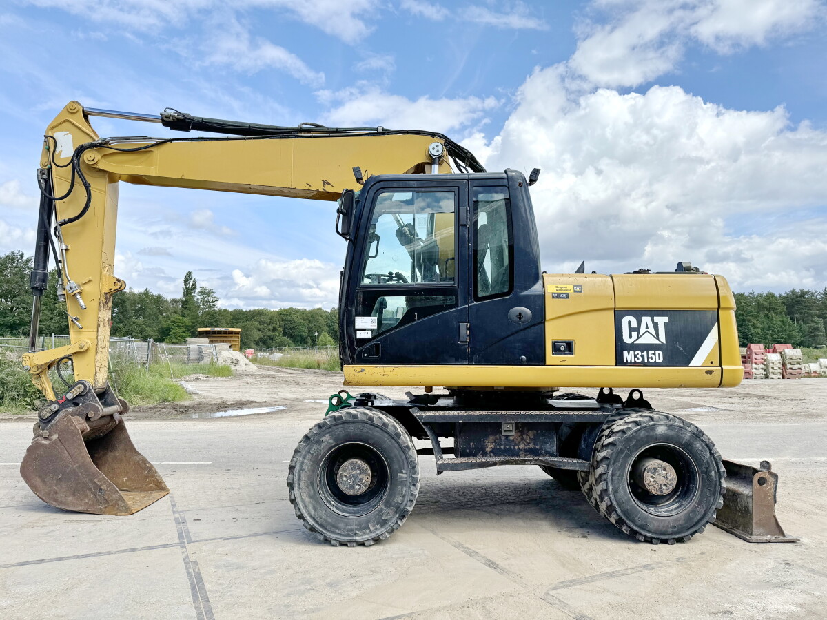 Caterpillar M315D 18 T 2013