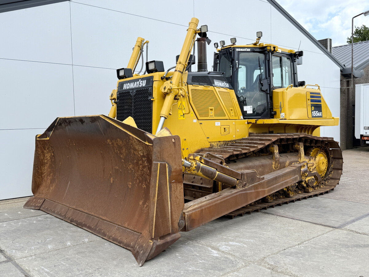 Komatsu D155AX-8 2018 41 T