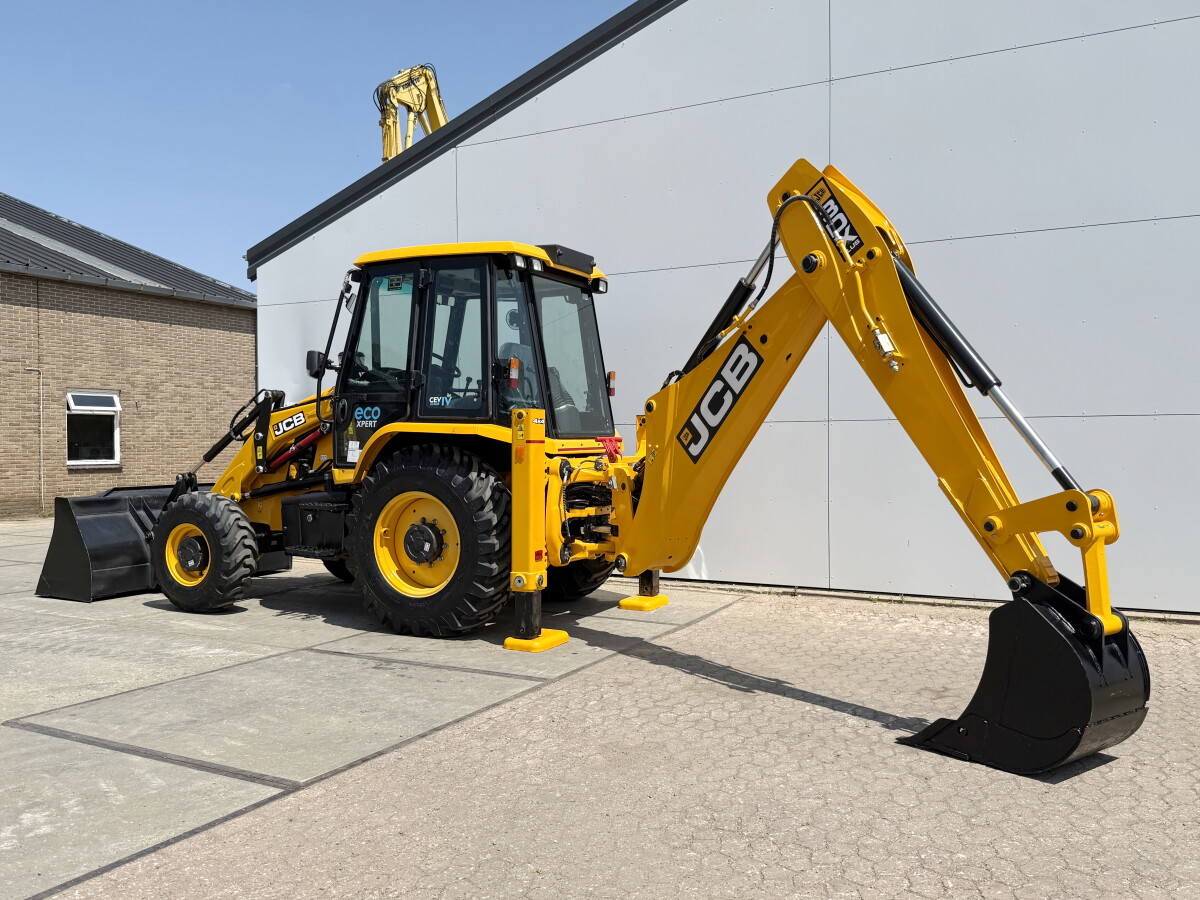 JCB 3DX 3CX Plus Eco Xpert 4WD 2024