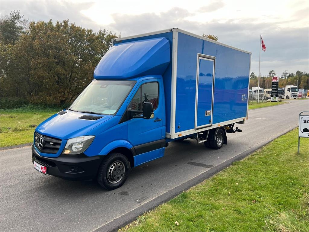 Box Truck Mercedes-Benz Sprinter 516 CDI 1.5 T 2006