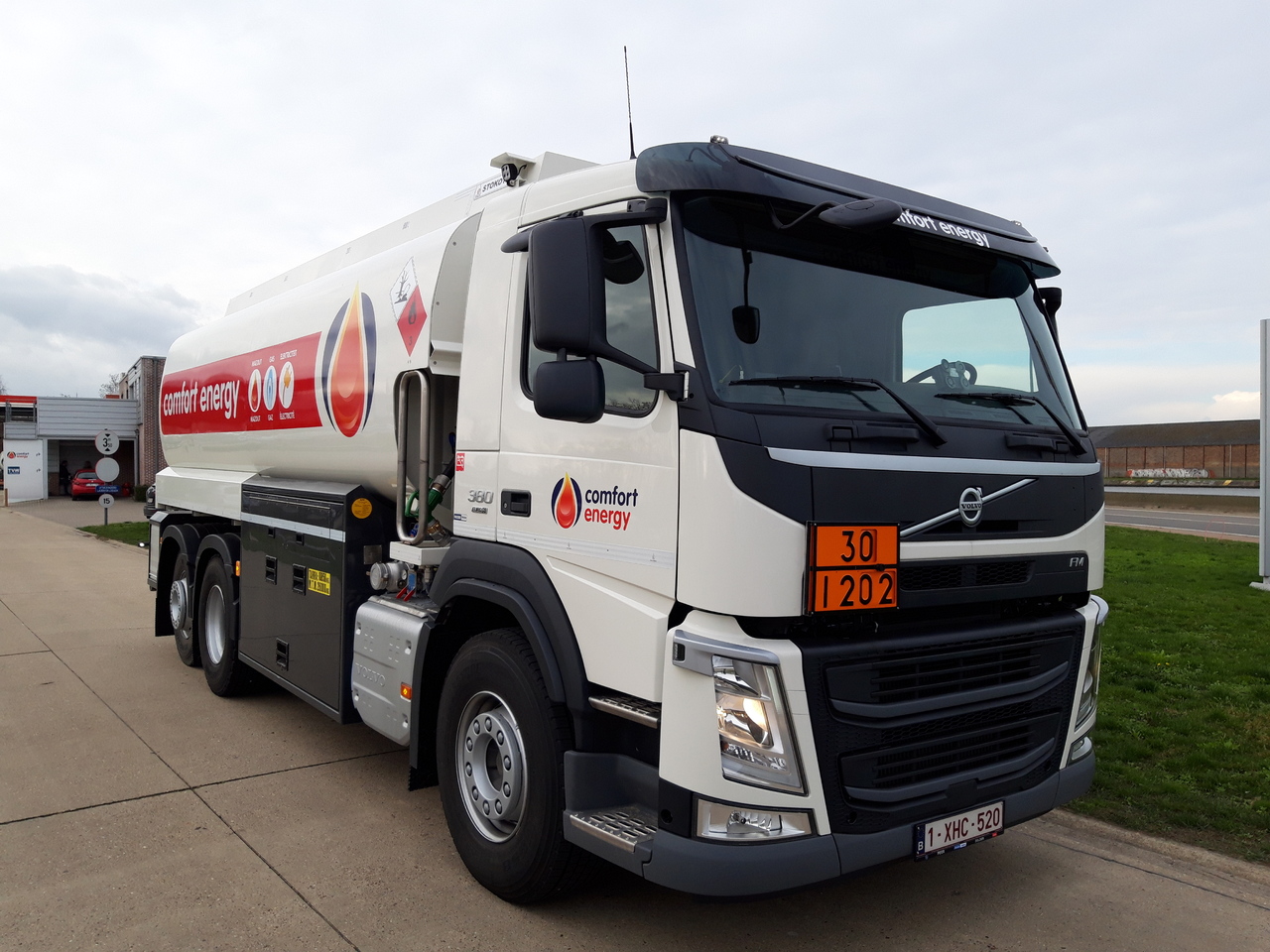 Tank truck VOLVO FM 20000 L 2012