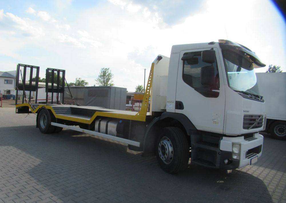 Tow truck Volvo FE 260 2011 10 T